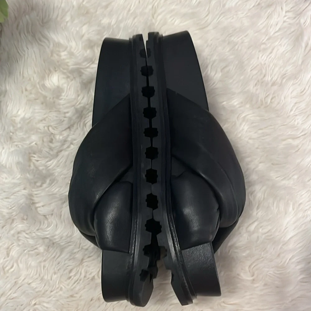 Vic Matie quality black